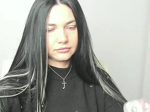 Lune Moon online show from 11-14-25, 04:22