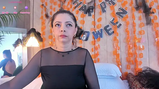 Snapshot of Anantaa_ chatting on 10-24-25, 12:12 Anantaa online show from 10-24-25, 12:12