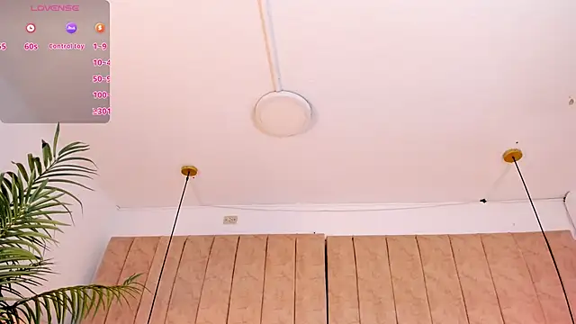 Snapshot of Anantaa_ chatting on 11-03-25, 11:44 Anantaa online show from 11-03-25, 11:44