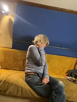 ladyboatlady online show from 11-08-25, 04:29