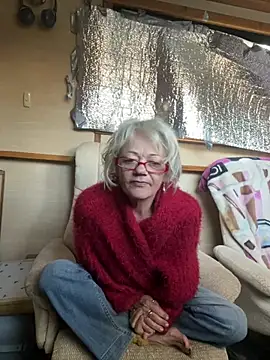 ladyboatlady online show from 04-07-26, 06:58