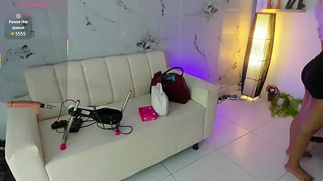 Snapshot of scarlett_enjoy1 chatting on 11-13-25, 12:59 scarlett enjoy1 online show from 11-13-25, 12:59