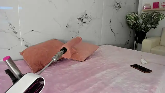 Snapshot of scarlett_enjoy1 chatting on 11-22-25, 08:57 scarlett enjoy1 online show from 11-22-25, 08:57