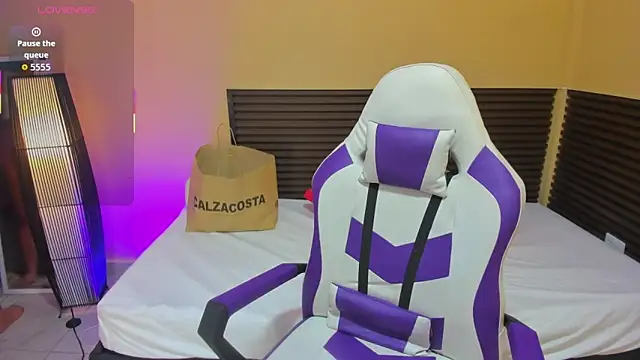 Snapshot of scarlett_enjoy1 chatting on 12-16-25, 12:54 scarlett enjoy1 online show from 12-16-25, 12:54