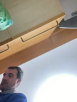 sasatimido online show from 04-23-26, 04:14