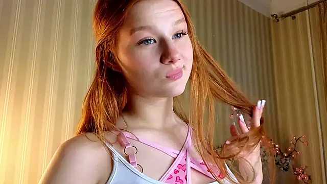 Juuulia  online show from 04-24-26, 02:30