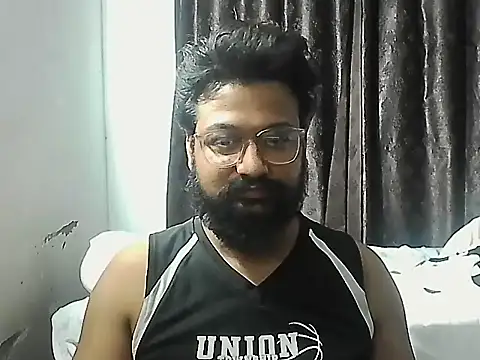 Dollseye online show from 04-22-26, 05:36