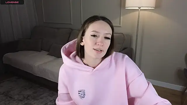 Snapshot of cutienaughtygirl chatting on 12-16-25, 10:09 cutienaughtygirl online show from 12-16-25, 10:09