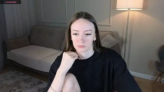 cutienaughtygirl online show from 04-27-26, 08:45