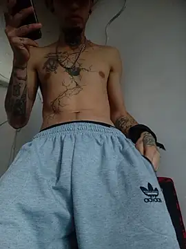 Tattoboy19cm online show from 12-18-25, 02:01