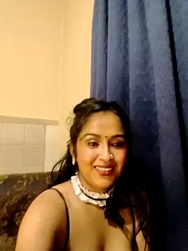 cute indianxo online show from 04-20-26, 07:26