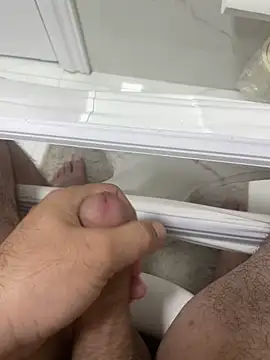 Heros2000 online show from 04-25-26, 05:21