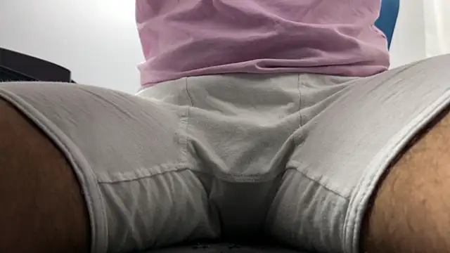 Snapshot of Nikenorq34 chatting on 10-25-25, 06:21 Nikenorq34 online show from 10-25-25, 06:21