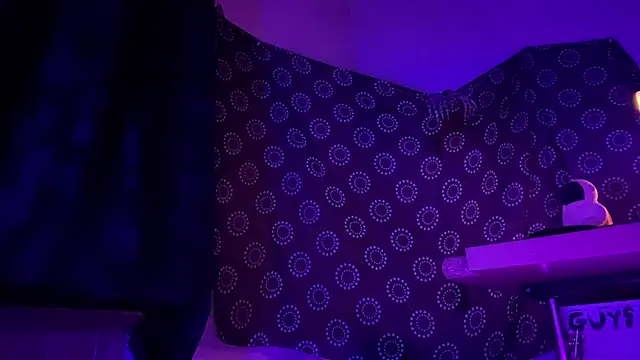 Snapshot of DjDiCKmannOnE chatting on 02-25-26, 11:14 DjDiCKmannOnE online show from 02-25-26, 11:14