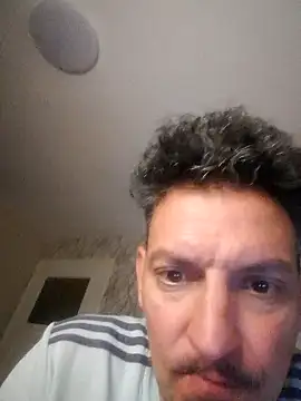 Snapshot of ARTANIS20 chatting on 07-04-26, 11:55 ARTANIS20 online show from 07-04-26, 11:55