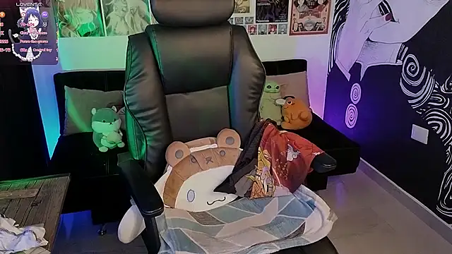 Snapshot of Yuhwan_ chatting on 11-24-25, 09:58 Yuhwan online show from 11-24-25, 09:58