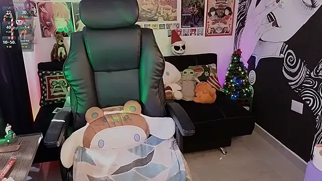 Snapshot of Yuhwan_ chatting on 12-17-25, 05:52 Yuhwan online show from 12-17-25, 05:52