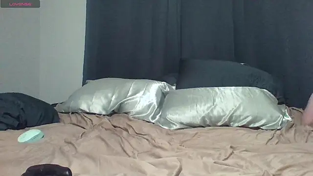 danoo84 online show from 06-12-26, 04:44