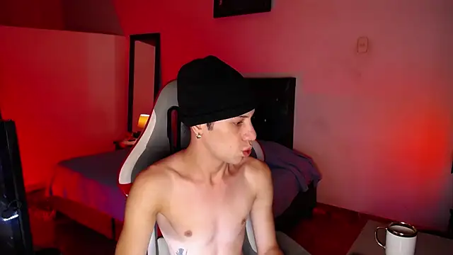 santiago cutex online show from 07-25-26, 02:36