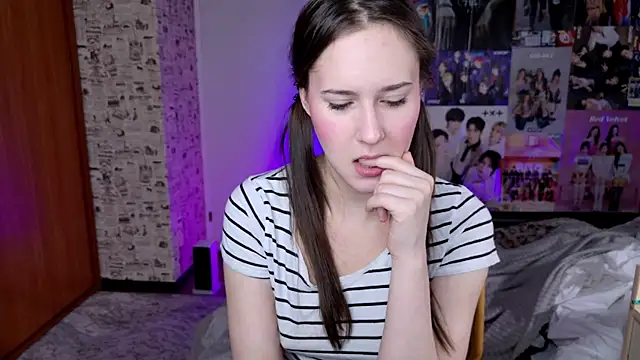 LucyRose3 online show from 11-26-25, 04:08