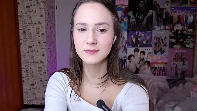 LucyRose3 online show from 12-16-25, 01:21