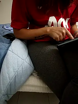 Snapshot of alicepavia22 chatting on 10-02-25, 09:11 alicepavia22 online show from 10-02-25, 09:11