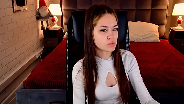 UliaNeer online show from 03-14-26, 05:13