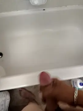 Snapshot of ModelledTread chatting on 04-05-26, 03:15 ModelledTread online show from 04-05-26, 03:15