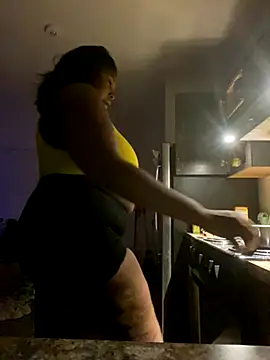 BlueMoney100 online show from 11-18-25, 10:47