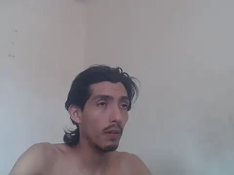 Snapshot of snackontime18 chatting on 06-06-26, 04:55 snackontime18 online show from 06-06-26, 04:55