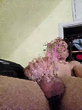 Snapshot of Danny19867 chatting on 09-20-25, 03:46 Danny19867 online show from 09-20-25, 03:46