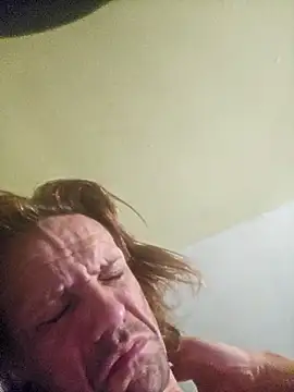 Snapshot of Danny19867 chatting on 10-16-25, 02:56 Danny19867 online show from 10-16-25, 02:56