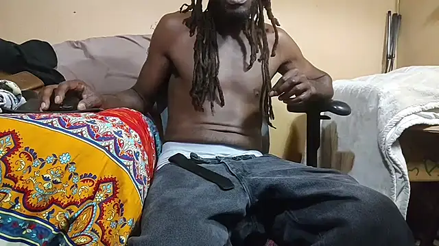 EYEzIAM online show from 10-12-25, 12:48