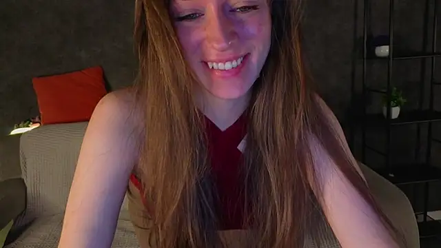 Snapshot of Agnes_Wells chatting on 04-30-26, 01:12 Agnes Wells online show from 04-30-26, 01:12