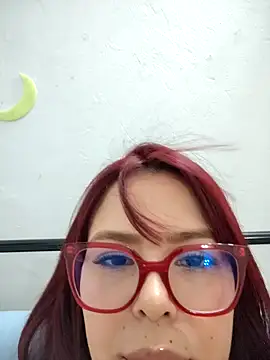 Snapshot of Sweethotangel06 chatting on 11-10-25, 11:48 Sweethotangel06 online show from 11-10-25, 11:48