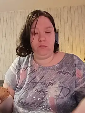 Snapshot of Feuchtekitty92@xh chatting on 12-04-25, 07:28 Feuchtekitty92xh online show from 12-04-25, 07:28