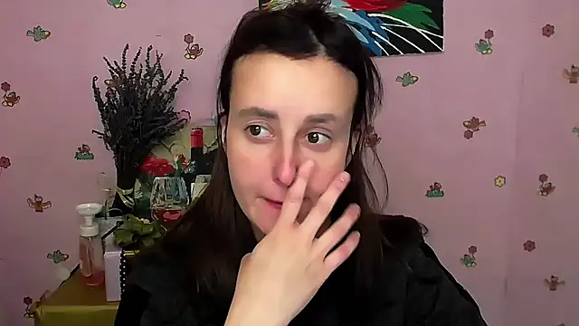 Snapshot of FeelMe__ chatting on 11-04-25, 08:24 FeelMe online show from 11-04-25, 08:24