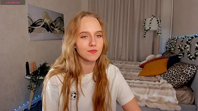 Casey Sweeet online show from 04-01-26, 03:31