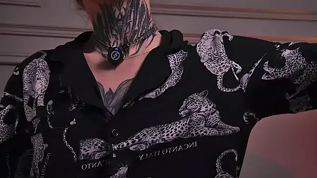 AriWild online show from 04-16-26, 04:57