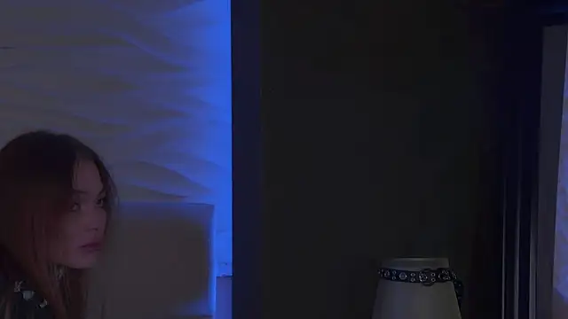 AriWild online show from 04-17-26, 05:21