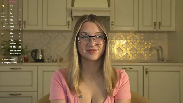 DarelleFaux online show from 09-14-25, 03:16