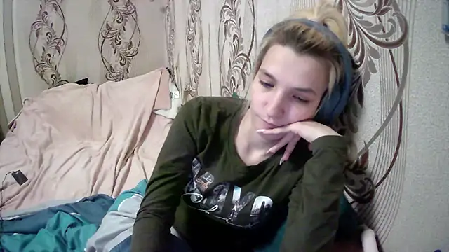 AlissaClark online show from 04-30-26, 08:48