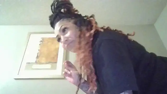 Snapshot of Flossee chatting on 02-07-26, 06:39 Flossee online show from 02-07-26, 06:39