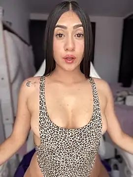 Snapshot of isabela_l chatting on 02-05-26, 04:55 isabela l online show from 02-05-26, 04:55