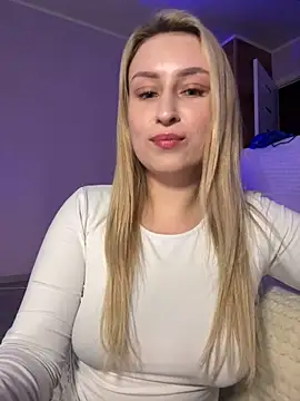 KassandraTress online show from 05-21-26, 06:37