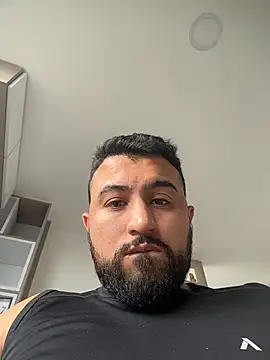 DoctorArabe3 online show from 02-11-26, 12:32