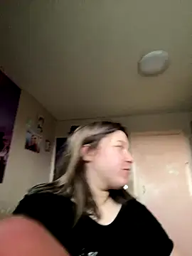 Kemeli008 online show from 10-26-25, 10:21