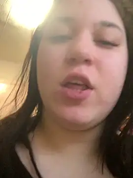 Kemeli008 online show from 12-22-25, 12:02