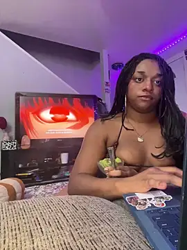 Snapshot of XKimmyGreen chatting on 04-14-26, 03:34 XKimmyGreen online show from 04-14-26, 03:34