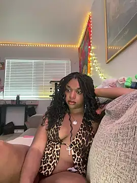 XKimmyGreen online show from 07-13-26, 02:03